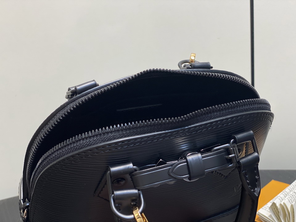 bag louis vuitton alma 000077 11 bag louis vuitton alma 000077 11