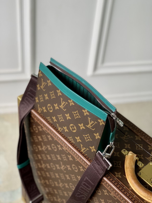 bag louis vuitton alpha 000078 03 bag louis vuitton alpha 000078 03