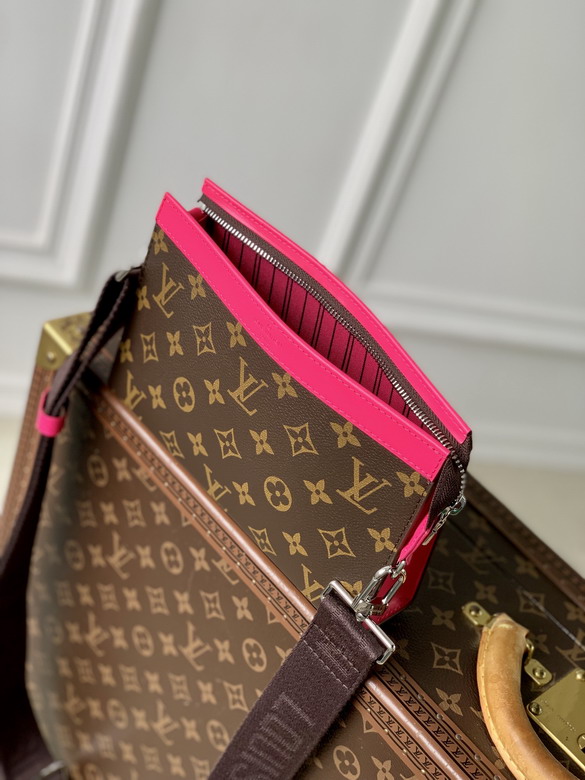 bag louis vuitton alpha 000078 05 bag louis vuitton alpha 000078 05