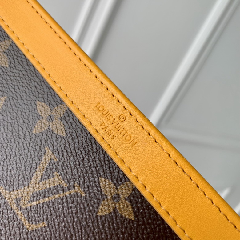 bag louis vuitton alpha 000078 15 bag louis vuitton alpha 000078 15
