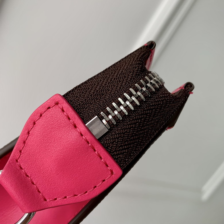 bag louis vuitton alpha 000078 31 bag louis vuitton alpha 000078 31