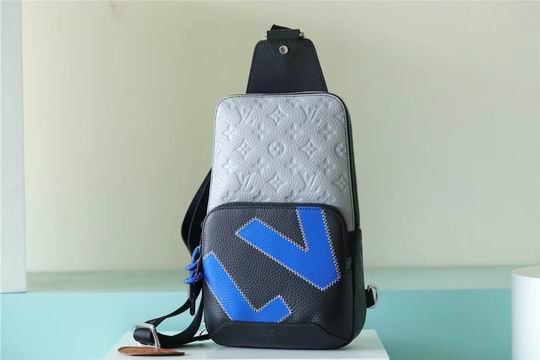 bag louis vuitton avenue 000079 27 bag louis vuitton avenue 000079 27