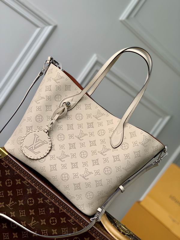 bag louis vuitton blossom 000082 05 bag louis vuitton blossom 000082 05