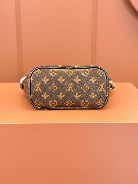 bag louis vuitton blossom 000082 19 bag louis vuitton blossom 000082 19