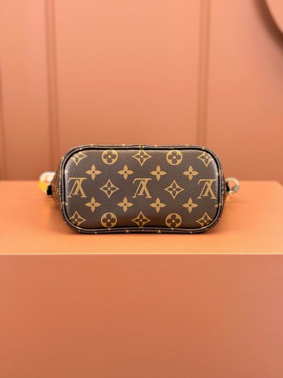 bag louis vuitton blossom 000082 21 bag louis vuitton blossom 000082 21