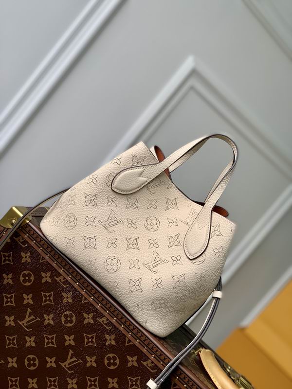 bag louis vuitton blossom 000082 36 bag louis vuitton blossom 000082 36
