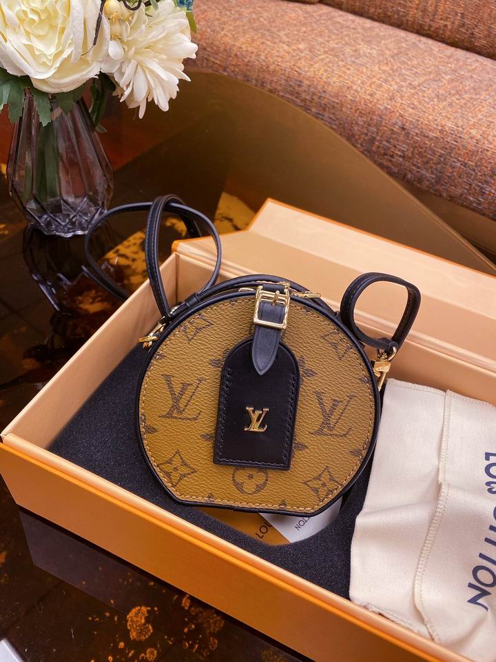bag louis vuitton boite chapeau 000084 07 bag louis vuitton boite chapeau 000084 07
