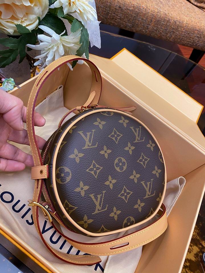 bag louis vuitton boite chapeau 000084 15 bag louis vuitton boite chapeau 000084 15