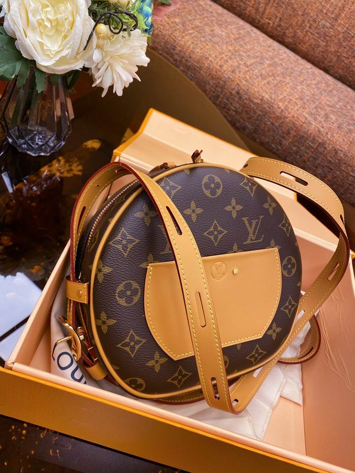 bag louis vuitton boite chapeau 000084 16 bag louis vuitton boite chapeau 000084 16
