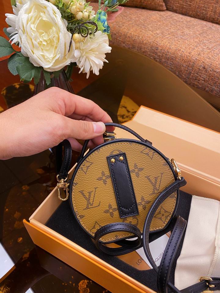 bag louis vuitton boite chapeau 000084 29 bag louis vuitton boite chapeau 000084 29