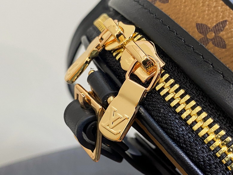 bag louis vuitton boite chapeau 000084 31 bag louis vuitton boite chapeau 000084 31