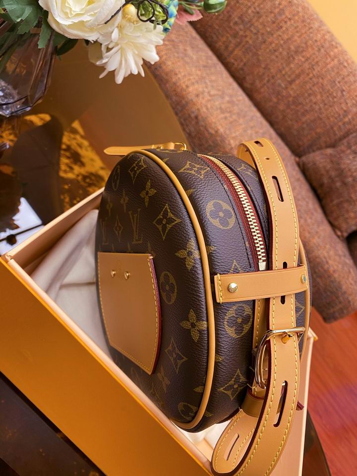 bag louis vuitton boite chapeau 000084 38 bag louis vuitton boite chapeau 000084 38