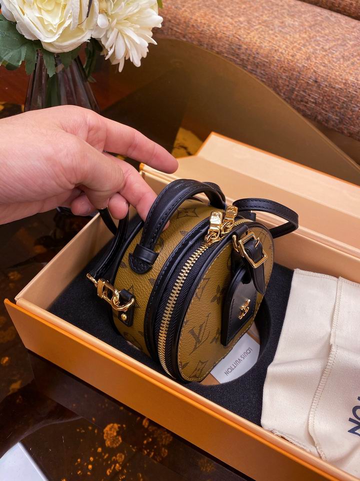 bag louis vuitton boite chapeau 000084 40 bag louis vuitton boite chapeau 000084 40
