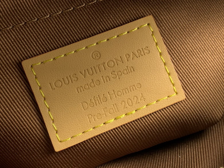bag louis vuitton chess messenger 000089 13 bag louis vuitton chess messenger 000089 13