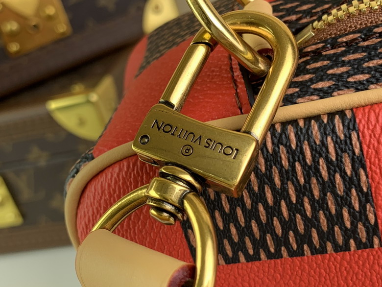 bag louis vuitton chess messenger 000089 15 bag louis vuitton chess messenger 000089 15