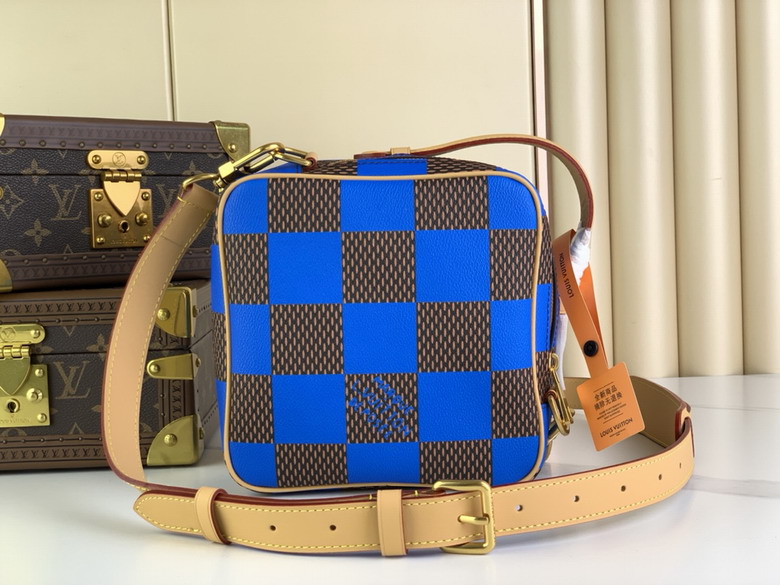 bag louis vuitton chess messenger 000089 40 bag louis vuitton chess messenger 000089 40