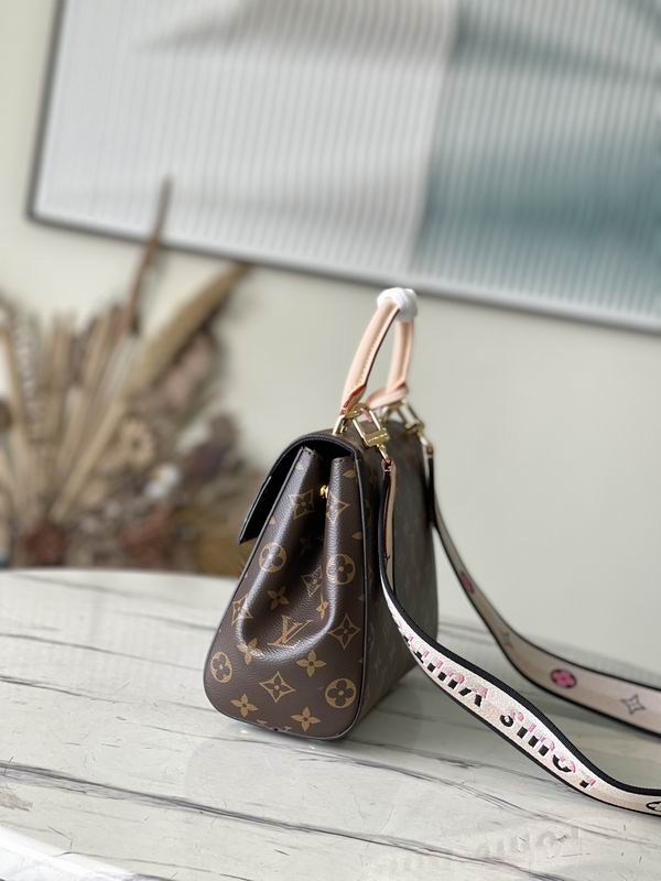 bag louis vuitton cluny 000100 18 bag louis vuitton cluny 000100 18