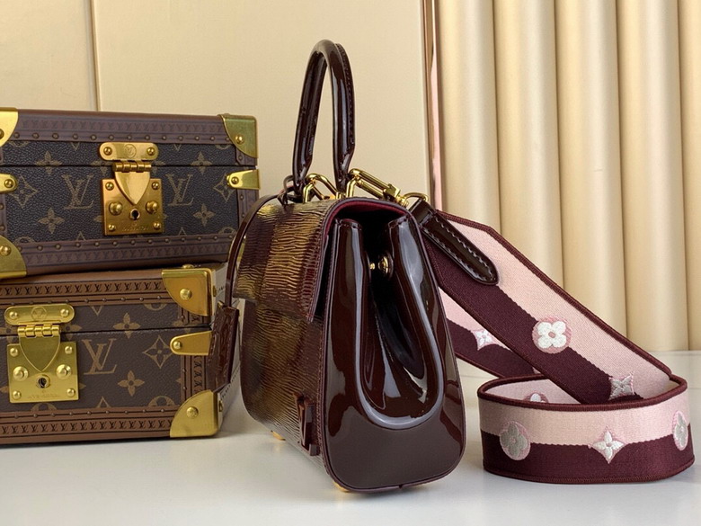 bag louis vuitton cluny 000100 21 bag louis vuitton cluny 000100 21