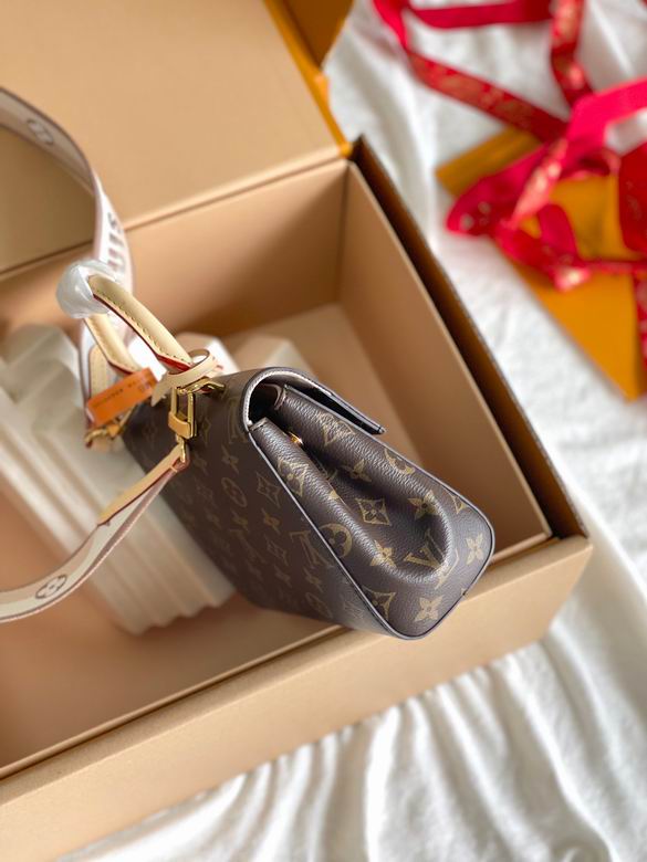bag louis vuitton cluny 000100 26 bag louis vuitton cluny 000100 26