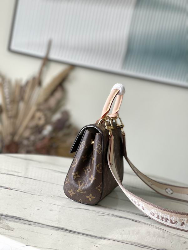 bag louis vuitton cluny 000100 29 bag louis vuitton cluny 000100 29