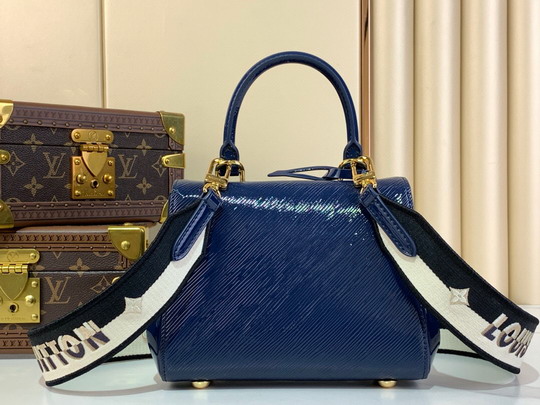 bag louis vuitton cluny 000100 33 bag louis vuitton cluny 000100 33