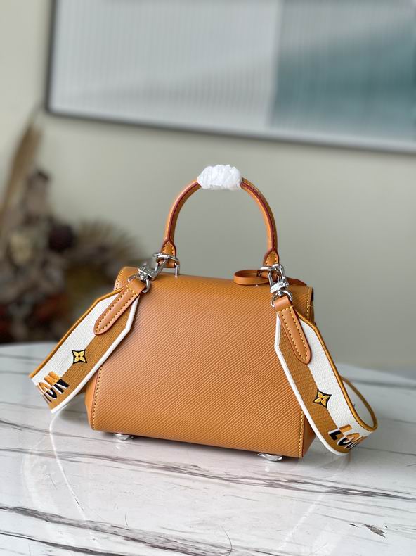 bag louis vuitton cluny 000100 35 bag louis vuitton cluny 000100 35