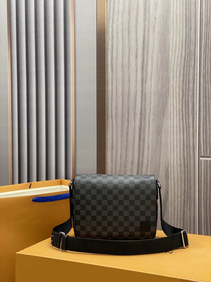 bag louis vuitton district 000101 07 bag louis vuitton district 000101 07