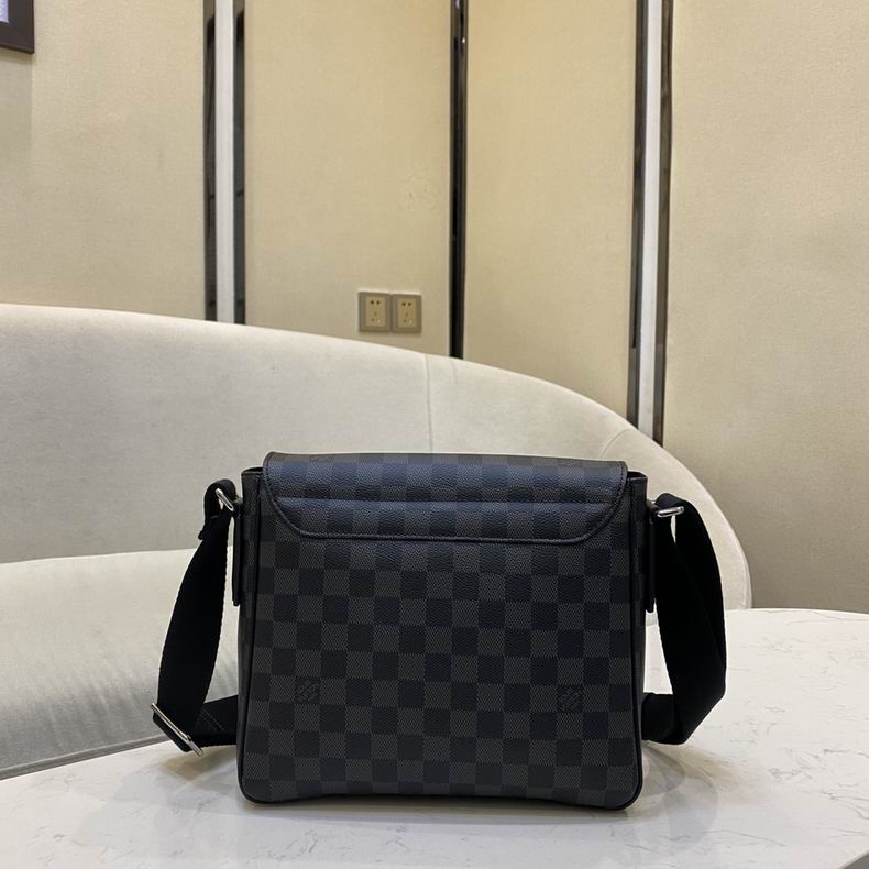 bag louis vuitton district 000101 16 bag louis vuitton district 000101 16