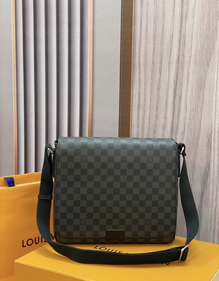 bag louis vuitton district 000101 19 bag louis vuitton district 000101 19
