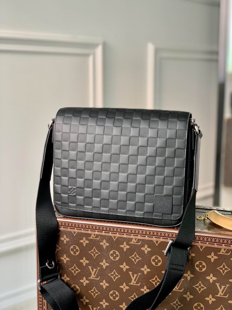 bag louis vuitton district 000101 21 bag louis vuitton district 000101 21