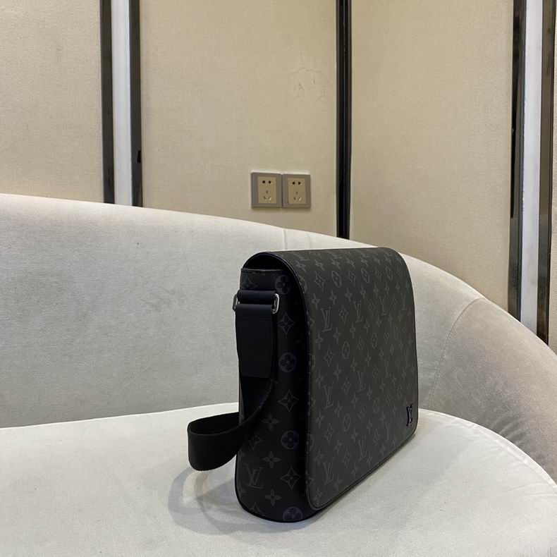 bag louis vuitton district 000101 29 bag louis vuitton district 000101 29