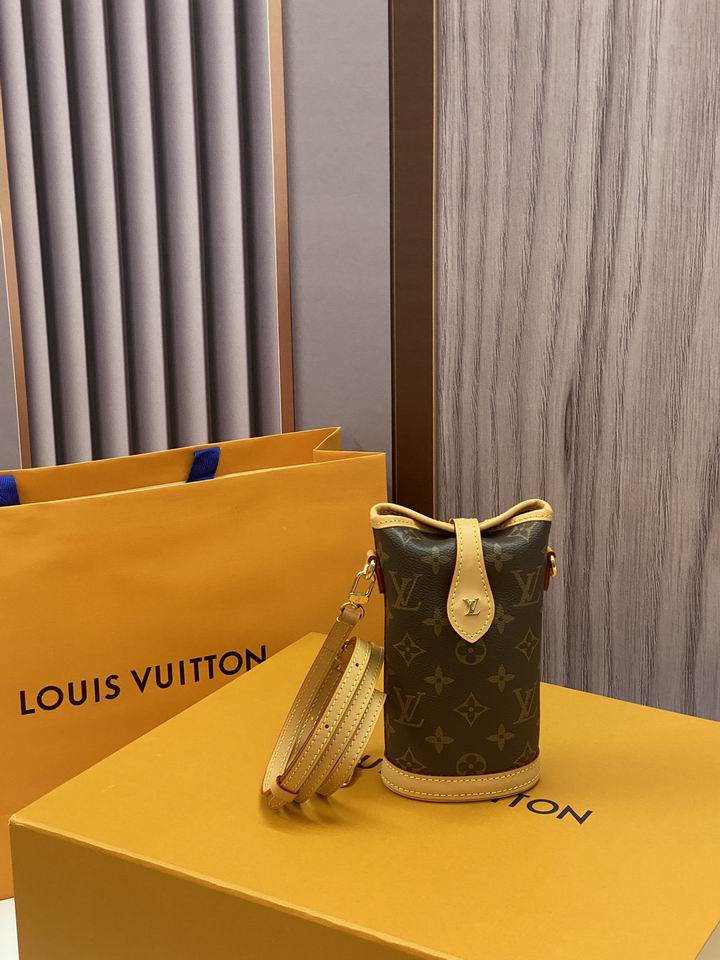 bag louis vuitton fold me pouch 000090 01 bag louis vuitton fold me pouch 000090 01