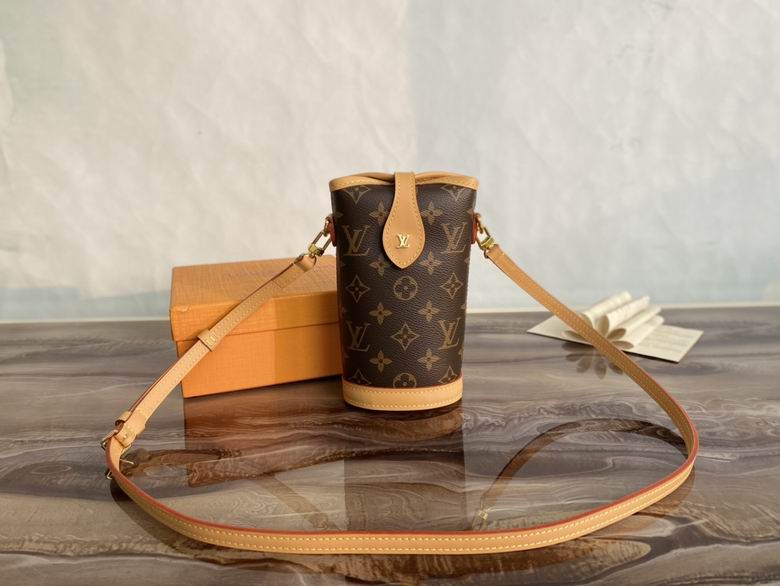bag louis vuitton fold me pouch 000090 02 bag louis vuitton fold me pouch 000090 02