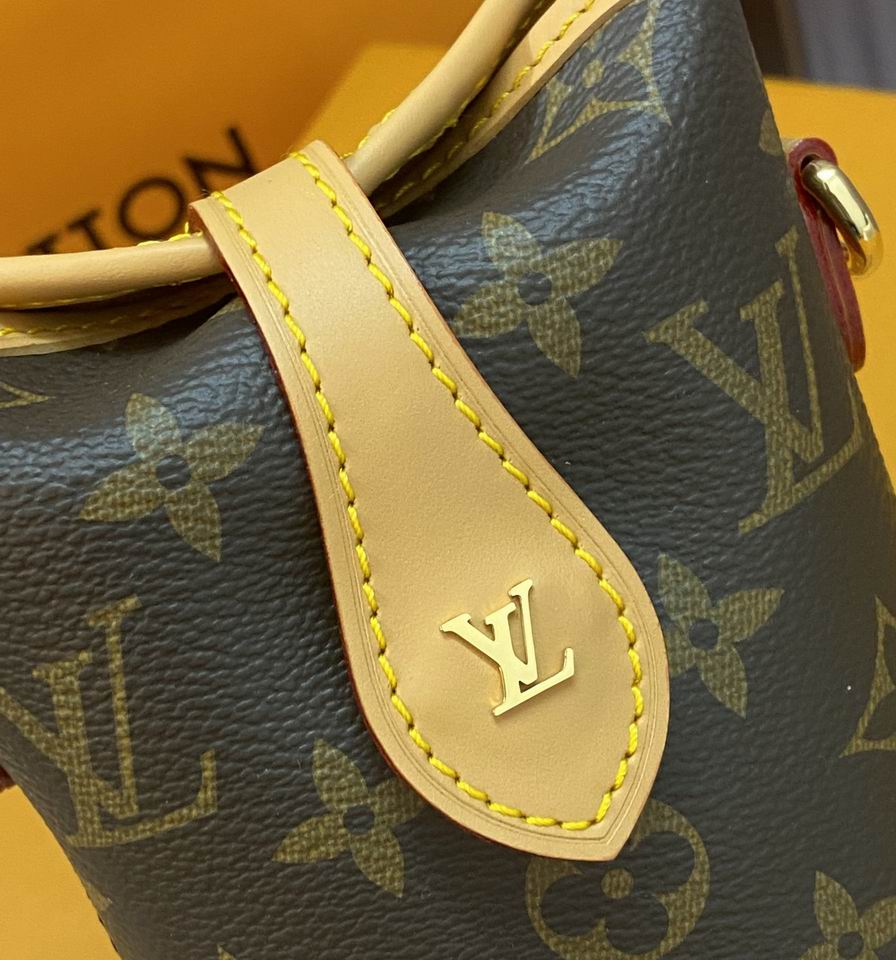 bag louis vuitton fold me pouch 000090 13 bag louis vuitton fold me pouch 000090 13