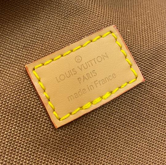 bag louis vuitton fold me pouch 000090 15 bag louis vuitton fold me pouch 000090 15