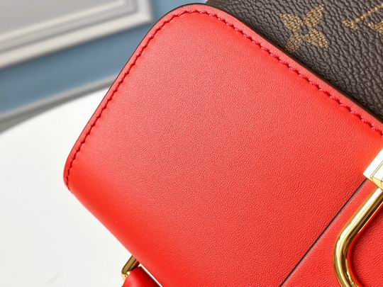 bag louis vuitton locky bb 000098 39 bag louis vuitton locky bb 000098 39